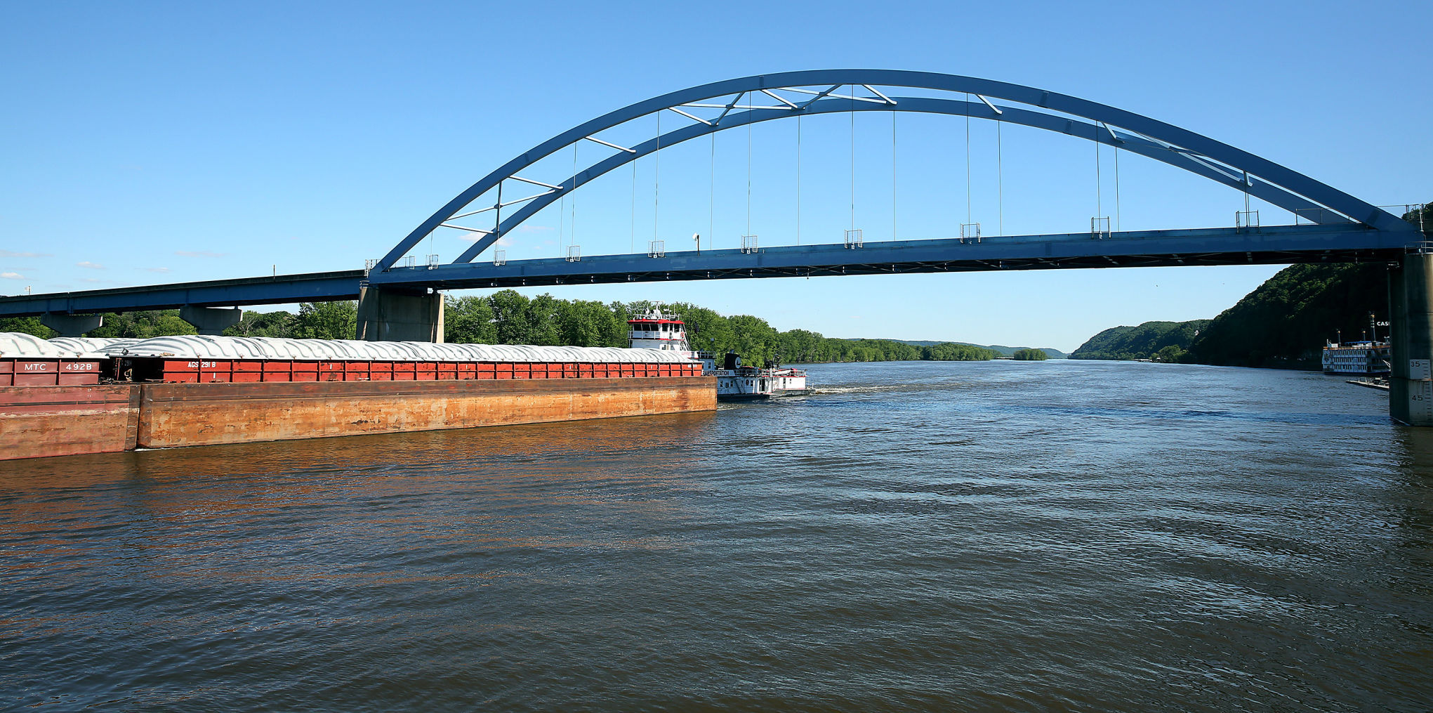 THE GREAT RIVER-0127
